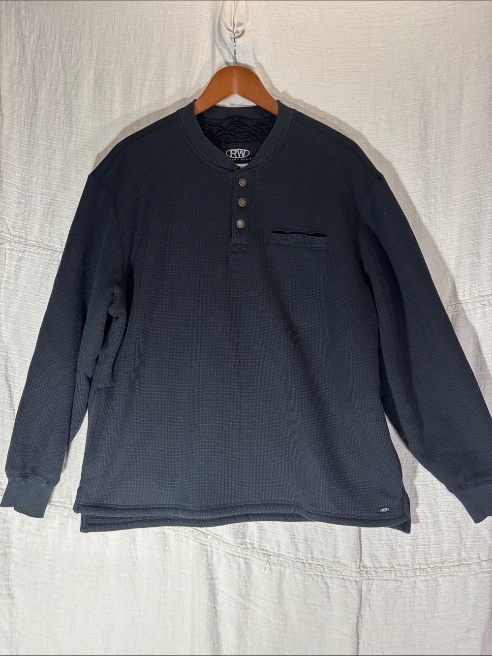 R.W. Rugged Wear Mens XL Black Sherpa Lined Waffle Knit Henley Pullover wPockets